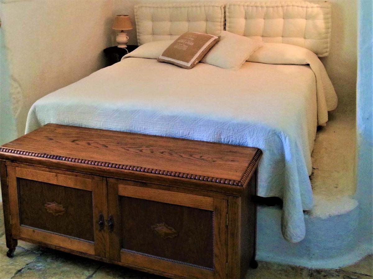 Trulli Fogliarella Guest House ออสตูนี ภายนอก รูปภาพ