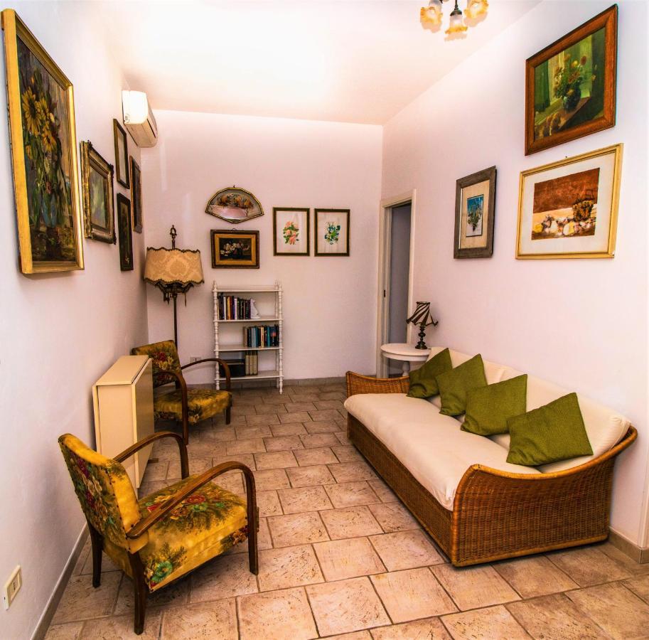 Trulli Fogliarella Guest House ออสตูนี ภายนอก รูปภาพ
