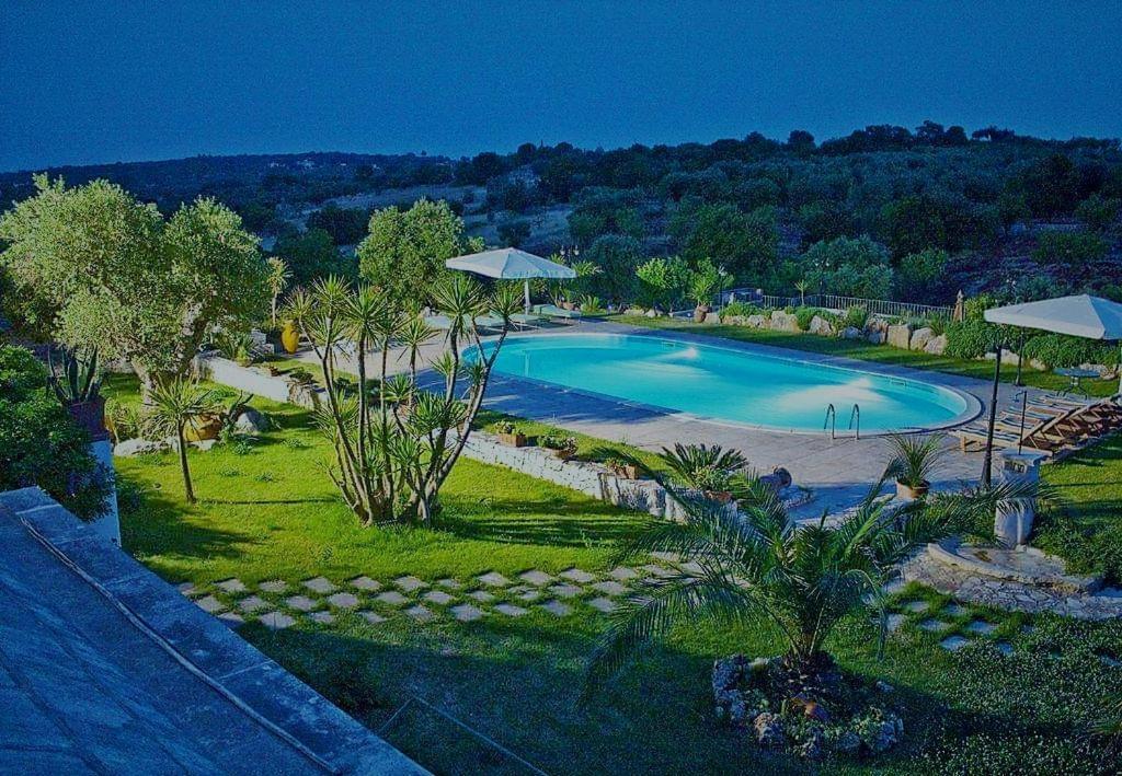 Trulli Fogliarella Guest House ออสตูนี ภายนอก รูปภาพ