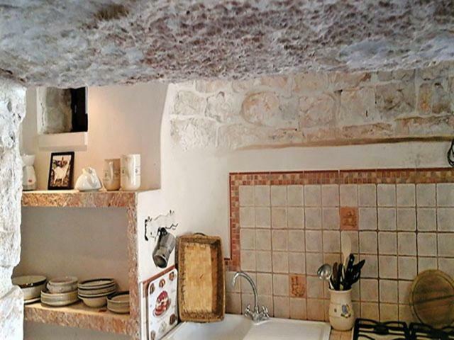 Trulli Fogliarella Guest House ออสตูนี ภายนอก รูปภาพ