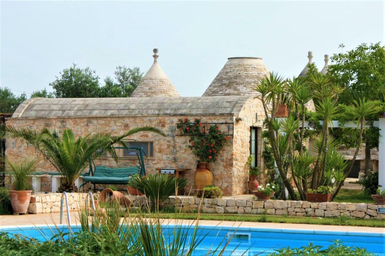 Trulli Fogliarella Guest House ออสตูนี ภายนอก รูปภาพ