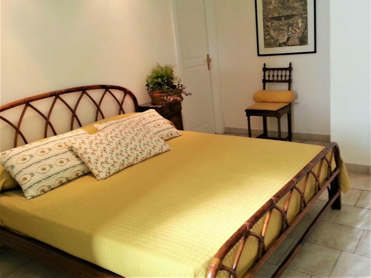 Trulli Fogliarella Guest House ออสตูนี ภายนอก รูปภาพ